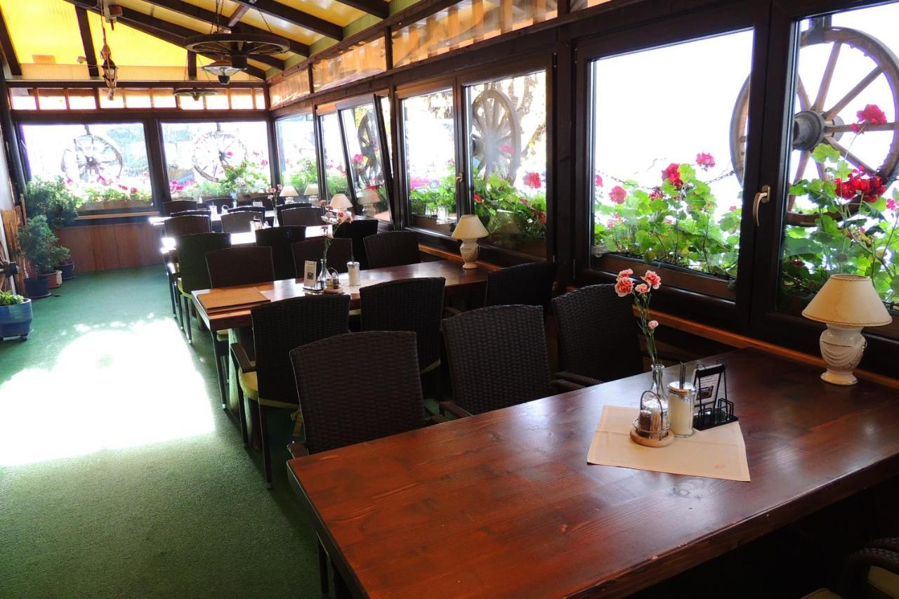 Kežmarok Hotel Club מראה חיצוני תמונה