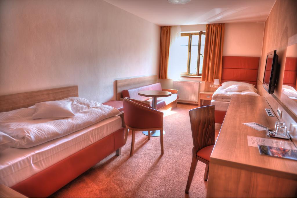 Kežmarok Hotel Club מראה חיצוני תמונה